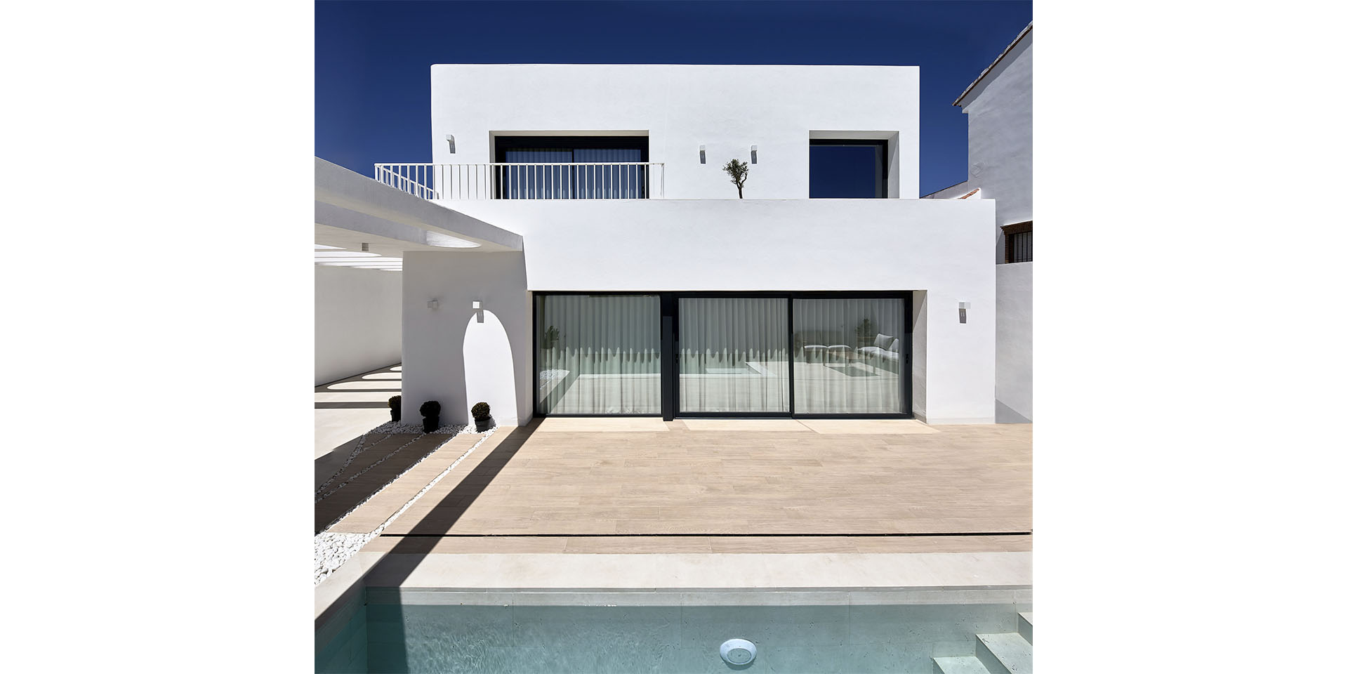 Base_0001__79A2709_Panorama